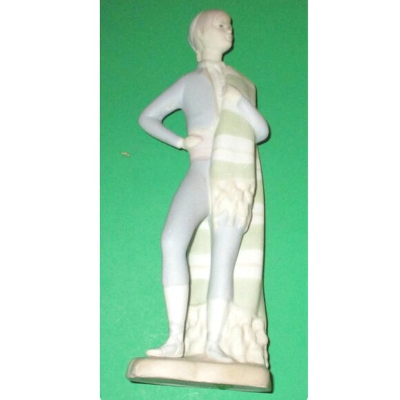 Porceval Spain Unglazed Figurine Porcelain Statue of Man with Blanket Matador? - Picture 2 of 13